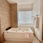 Pacific park living bathroom3